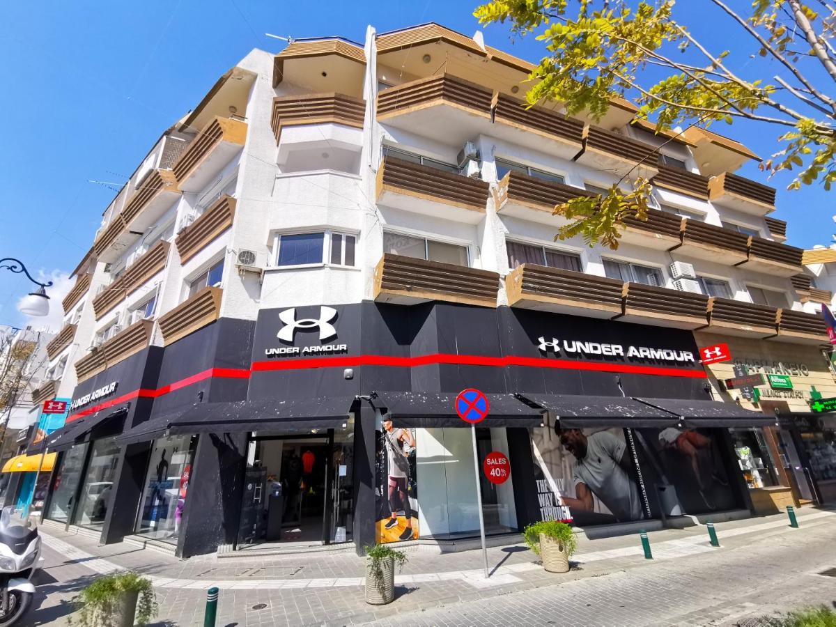 Daze Off Central Apartment, 300M To The Finikoudes Beach Larnaca Exteriér fotografie